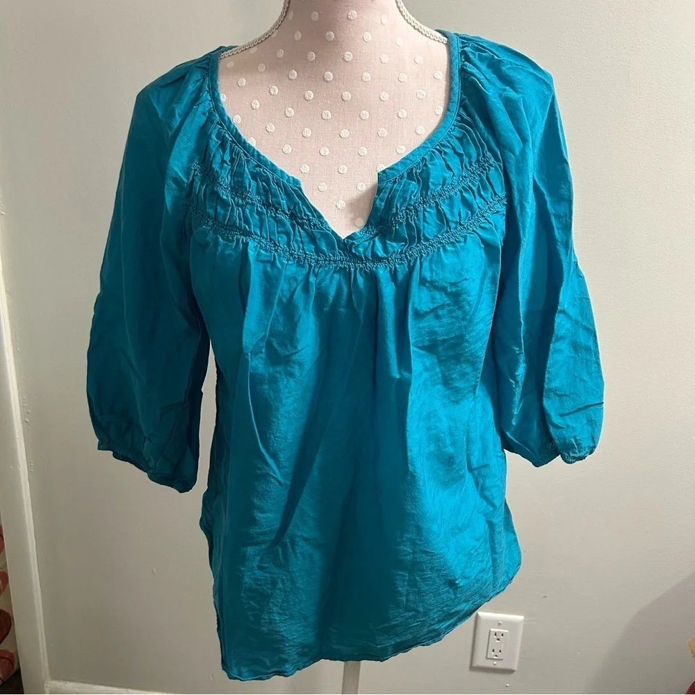 LOFT Blue and Green Puff Sleeve Smocked Blouse A4